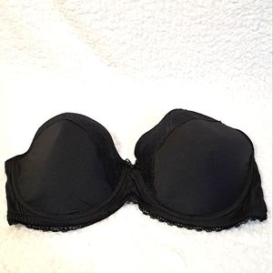 📣3 For $35, 4 For $40 Sale!Laura Ashley Black Bra